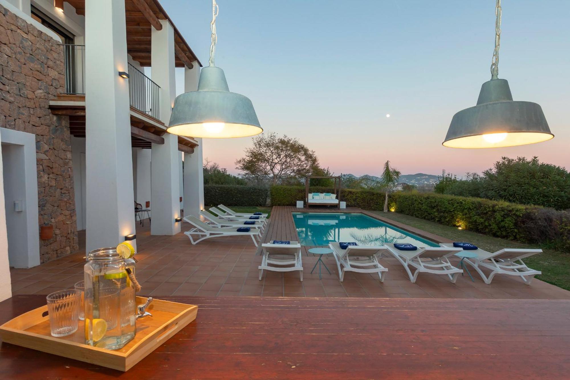 In Sleeps 10 To 12 Guests Villa Ibiza