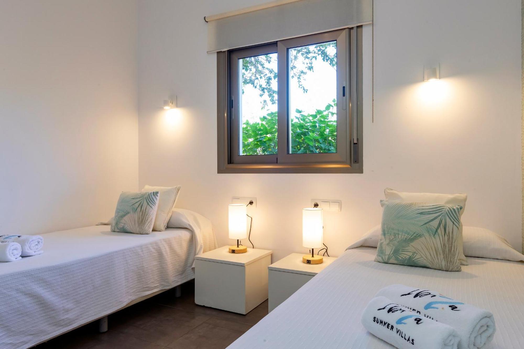 In Sleeps 10 To 12 Guests Ibiza